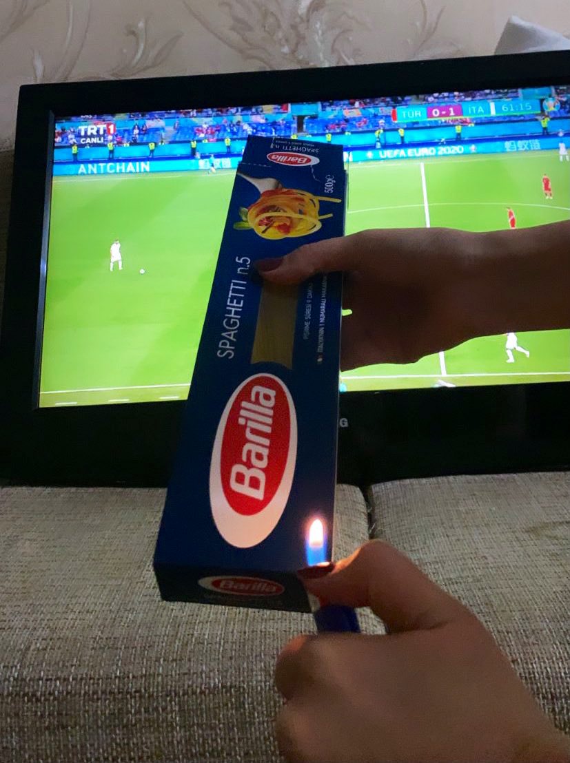 begumbenliiiii's tweet photo. bunu siz istediniz.. #EURO2020 https://t.co/V6vs1cvU9W