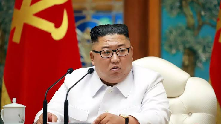 رسمياً:

عقوبة السجن مع الأعمال الشاقة لمدة 15 عام ضد أي شخص يستمع لأغاني الكيبوب في كوريا الشمالية.