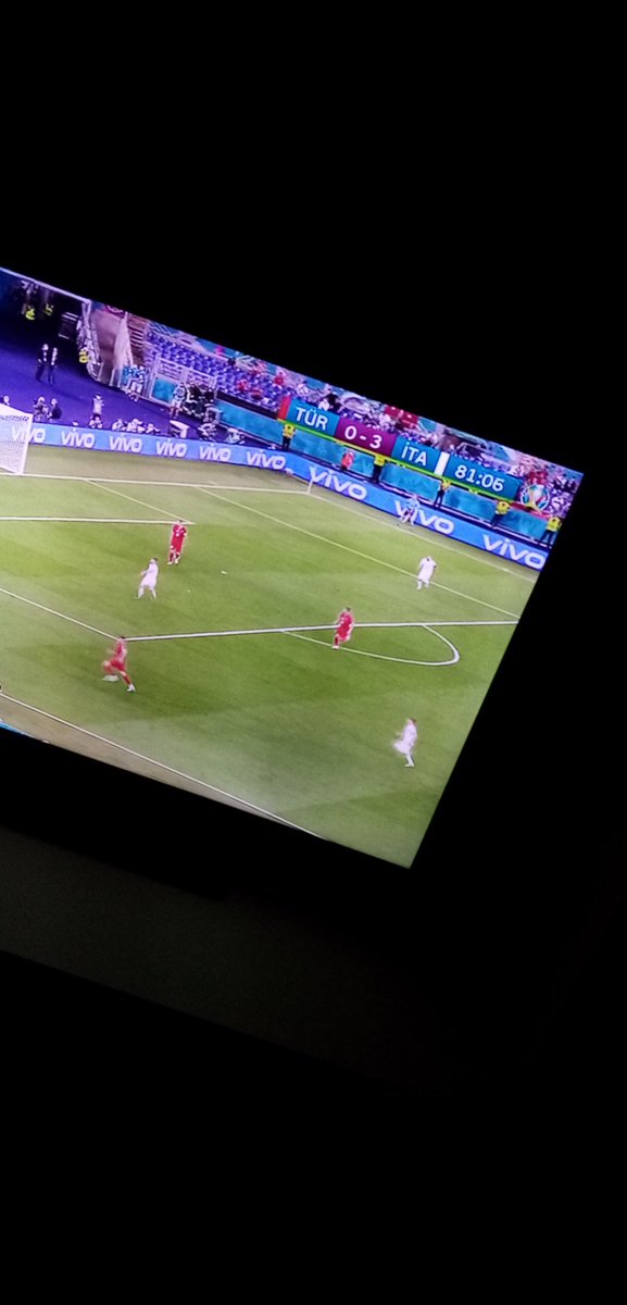 oyledertlibiri's tweet photo. Bu saatten sonra keloğlan gelse kurtaramaz...
#uğurcan
#Euro2021
#EURUSD https://t.co/LMzsg9fCzU