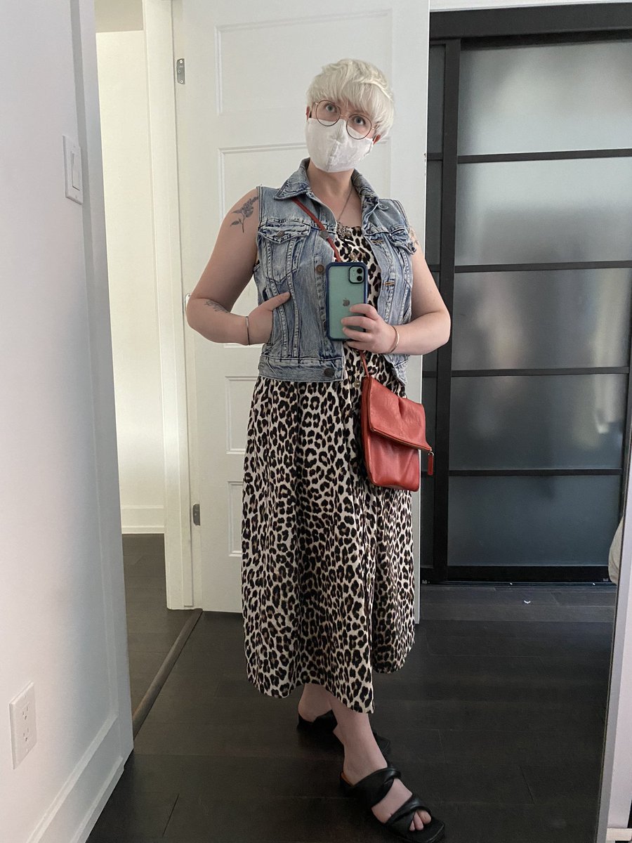 Folk_roar's tweet photo. Bonus: nerd humming holiday-themed game music while patio dining outfit photo. https://t.co/m3zut7G9PO
