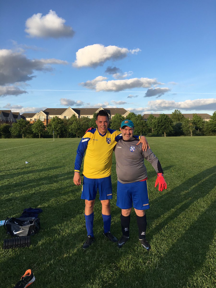 francisbilardi's tweet photo. #imademydebut #35Over we lost 5-1 #thisevening #ionly Conceded #onegoal coming on #ihadgreat debut for @Firhousecarmel I kept the score down l made loads of saves. https://t.co/NvgfMXIDOZ