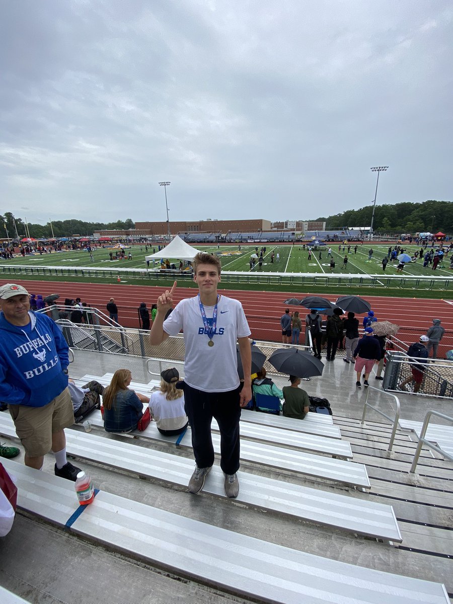 Congratulations to Josh Forrest, the Group 2 State Champ in the 1600! 💙🏃🏼💛