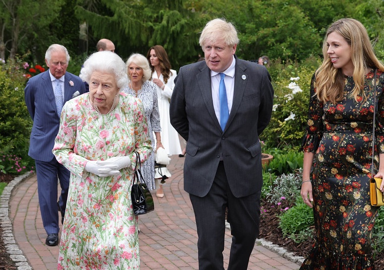 The Royal Family tweet media