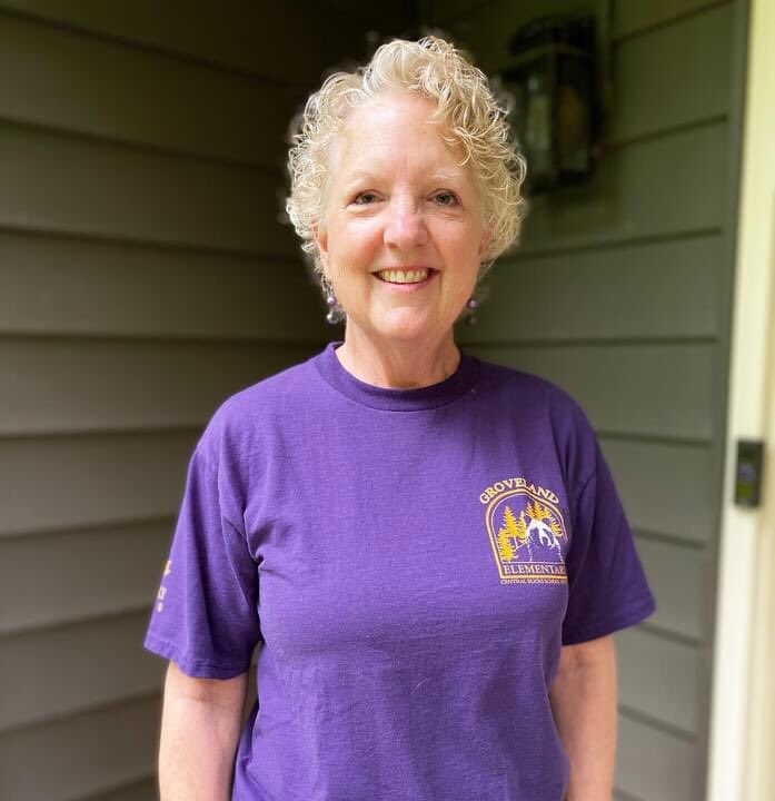 HickmottStacey's tweet photo. @CBGrovelandEl @CBSDSchools   Saying goodbye to a school and a district that has been my world for the past 22 years is the hardest thing I have ever done. But it’s time to move on to the next adventure of retirement 🤩🎉🎊🥂I hope everyone has a well deserved restful summer! https://t.co/mfSd3PFjoD