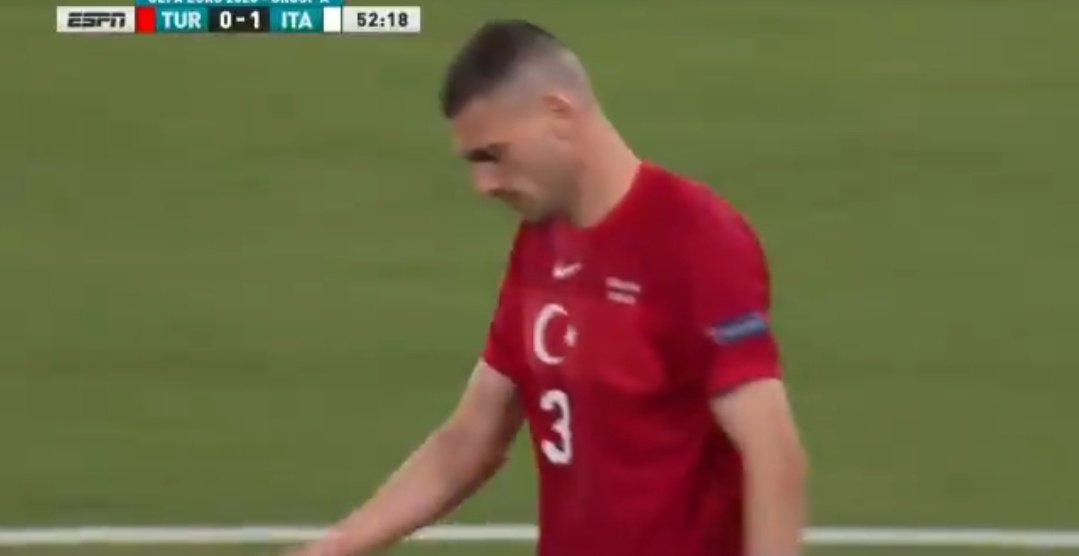 KALDIR BAŞINI DEMİR ADAM! Vatanı korur gibi kaleyi koruduğun zamanları unutmadık biz!. 
#merih
#MerihDemiral 
#uğurcan 
#EURO2020