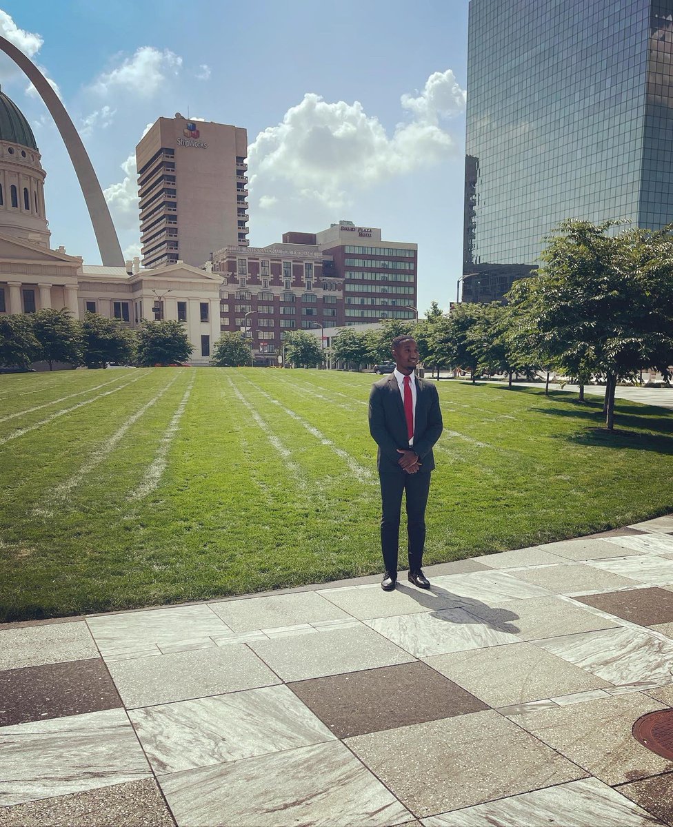 mo_political's tweet photo. In the words of @icecube - βToday was a good day.β Happy that @mo_political is on the #LayneTrainSTL Great candidate βοΈ Beautiful weather βοΈ Photoshoot success βοΈ #wedothework #poweredbymopolitical https://t.co/dSRSmJ9xhq