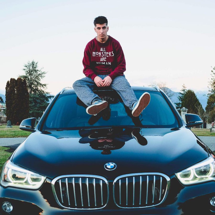 RakeeshReport's tweet photo. โFlying down the highway, backseat of my BMW.โ
Goopties x BMW
#WashedStreamer #LeGoopties #DoubtTheKing #JustAKidFromDubai
@rakeeeshbaby @Adeshh_ https://t.co/aefepXLjRT
