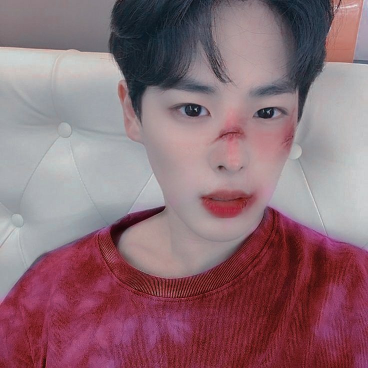jijiworId's tweet photo. ㅤ
⠀⠀ㅤㅤ@𝐉𝐢𝐣𝐢's 𝗎𝗉𝖽𝖺𝗍𝖾: #csgram + #cspride
🧼🩰🩰🍧🍥 Pink Dot com a cara quebrada, aí vou eu k 🦑🦩💮🌸🌺
ㅤㅤ https://t.co/qhJBC46kqP
