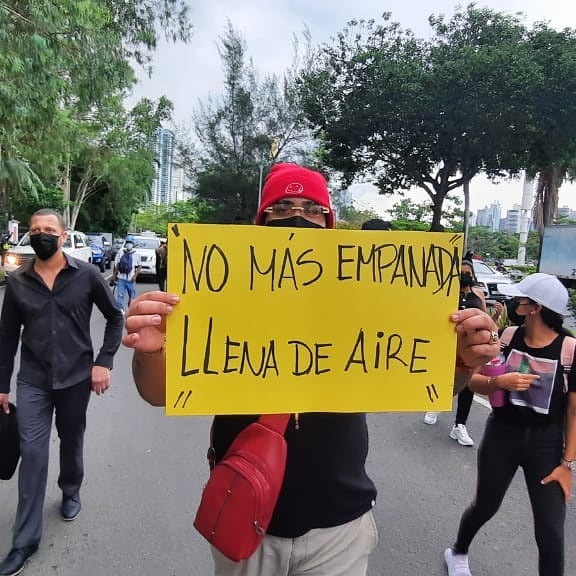 elcuaracom's tweet photo. Caravana en la Cinta Costera en contra del Toque de Queda y apertura del #Bloque6 en Panamá.
Más información...
https://t.co/h4aQYqCBrg
#TuPaginaEnSencillo https://t.co/dyfSqdIowb