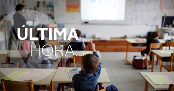 Milenio's tweet photo. #ÚLTIMAHORA | Detectan segundo caso de #Covid19 en escuela de CdMx tras regreso a clases presencial https://t.co/DeWZ7GcMCE https://t.co/WY6fViRIiy