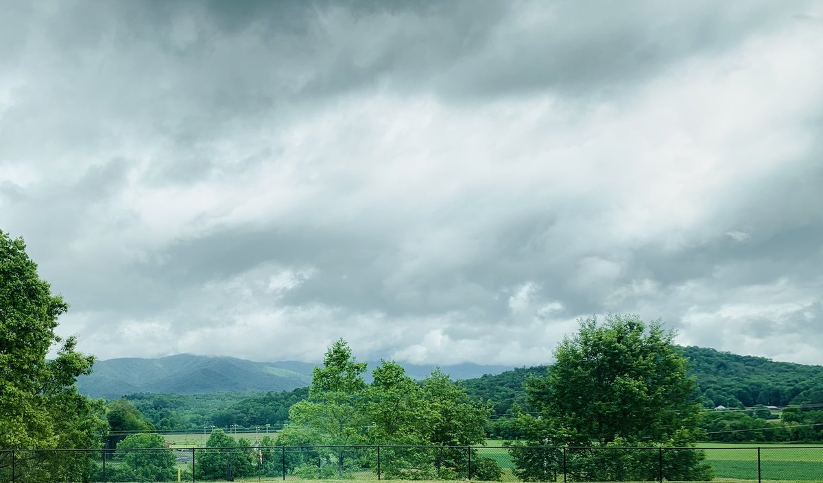 twinologist's tweet photo. Started our day in the FAR West of N.C., listening and learning about teacher recruitment and retention. The rolling clouds cannot mask the beauty of this place! #ncteachertalks #districtvisitsvoices #edleadnc https://t.co/h5NJb0rjZ6