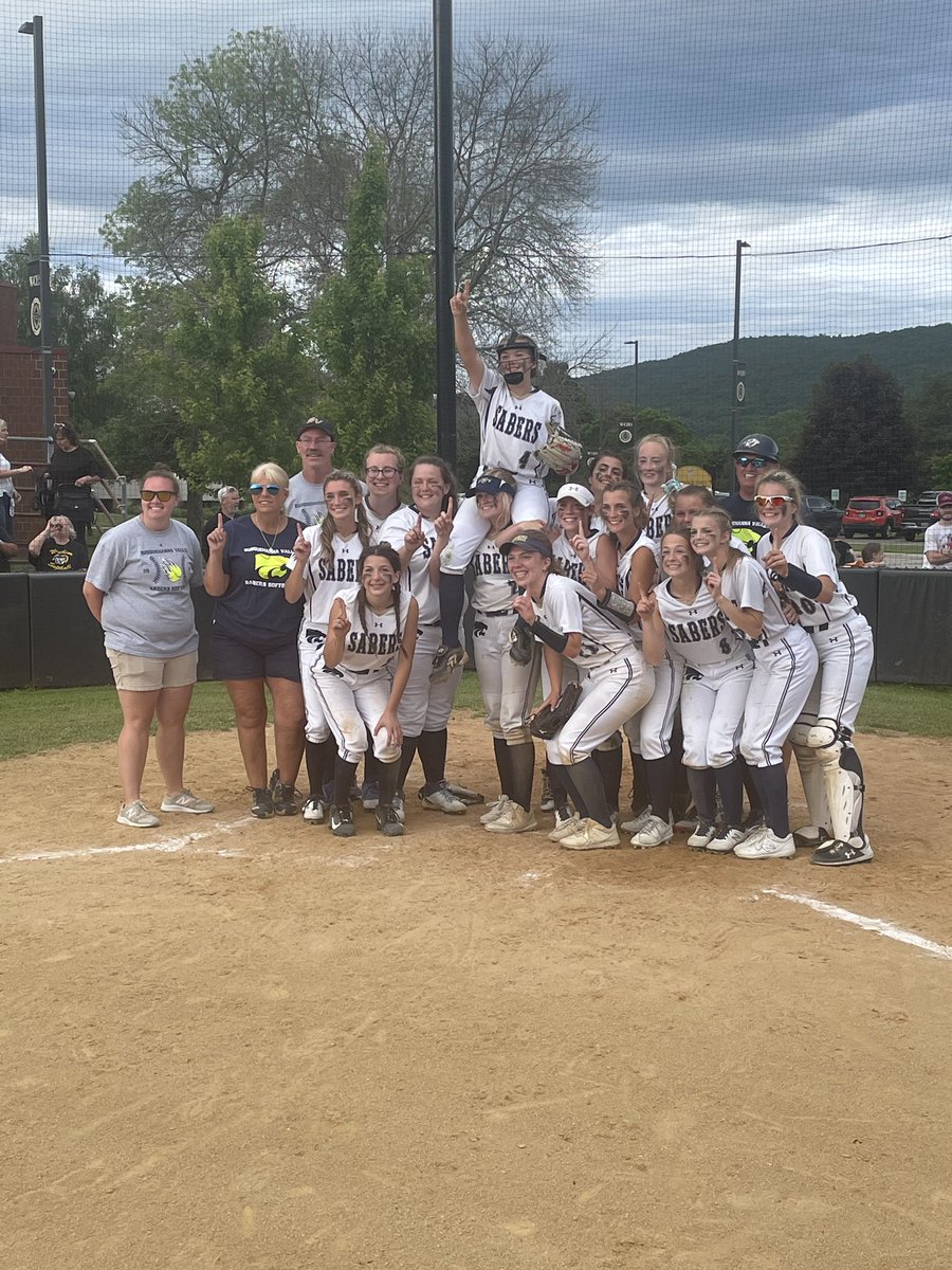 SVAthletics1's tweet image. 2021 Class B Softball Champions!  Way to go SABERS!!!