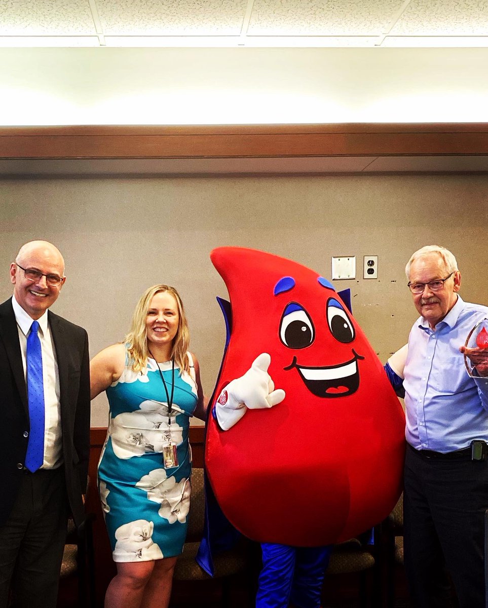 marrowonthemove's tweet photo. Today we honor our BMT Legend Award recipient, Dr. Arne Slungaard!  

He has been at @umntwincities for 47 years, 37 of them as #BMT faculty! He is retiring this month. 

Please help us thank Dr. Slungaard for his decades of patient care, research, and leadership! ❤️ https://t.co/ptuQ1InGu6