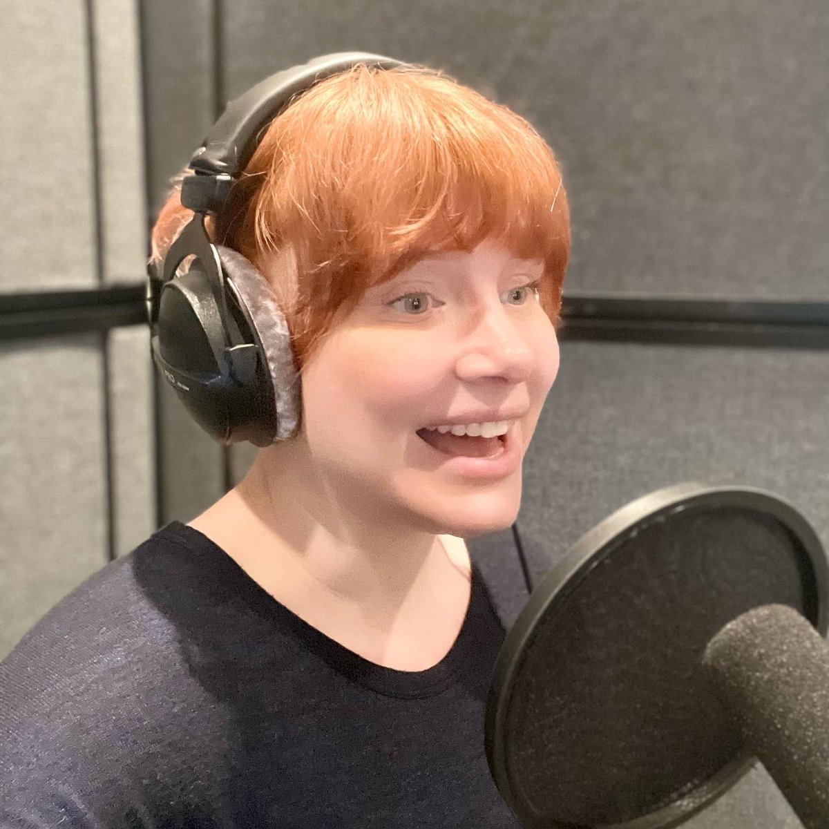 BryceDHoward's tweet photo. This is me today recording my final session (😢) for @JurassicWorldev 2 — if you have half as much fun as I did recording it, you will love it! Jurassic World Evolution 2 is coming to PC, PS5, Xbox Series X|S, PS4 and Xbox One later this year! Learn more at @JurassicWorldev 🦖 https://t.co/S2t2QTQLhk