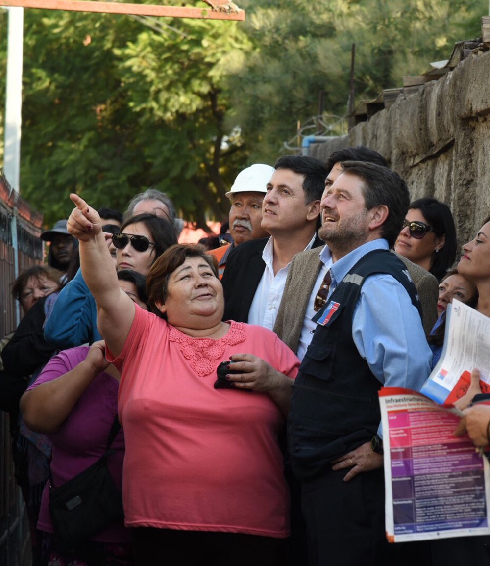 efernandez_leon's tweet photo. ¿Que si votare @Orrego?, si mi opción es #OrregoGobernador. Claro si trabajaste con el, si trabajé con él y recorrí junto a él la RM más de una vez, viendo las diferentes necesidades de cada comuna, población, en cabildos, con vecinas y vecinos, trabajando por 4 años sin parar. https://t.co/Oqi31A2Sxt