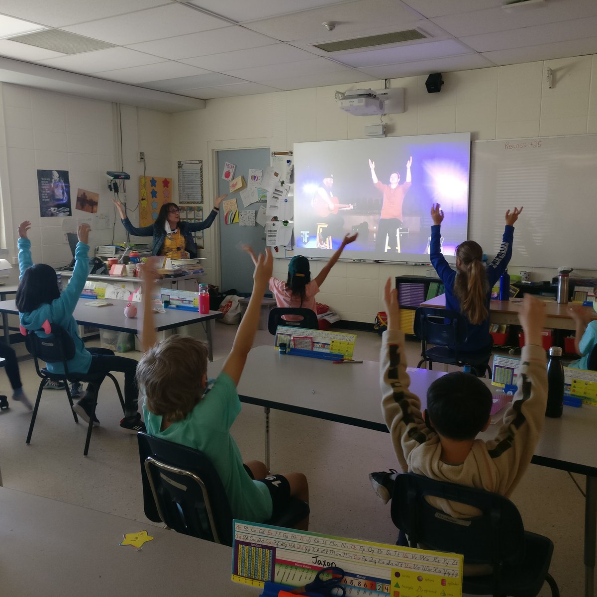 OLA Catholic School tweet media