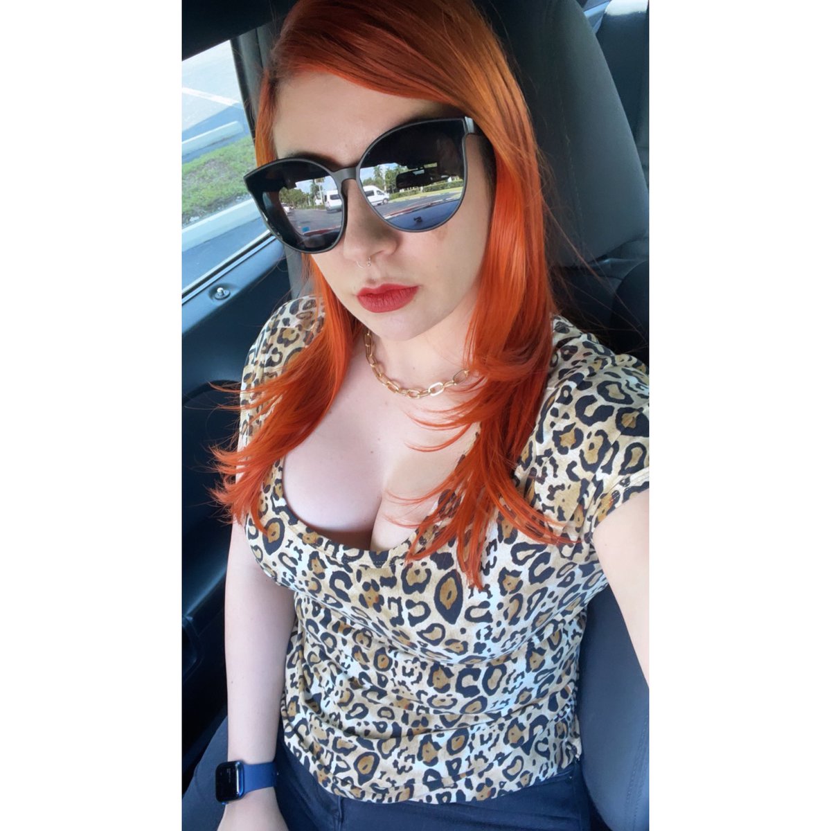 Una foto aquí aunque nadie la vea.
Casi nunca escribo aquí, tengo esta cuenta mega abandonada y me ladilla seguir a gente 😅
#chupeticadeajo #medicenmissorange #FridayMood