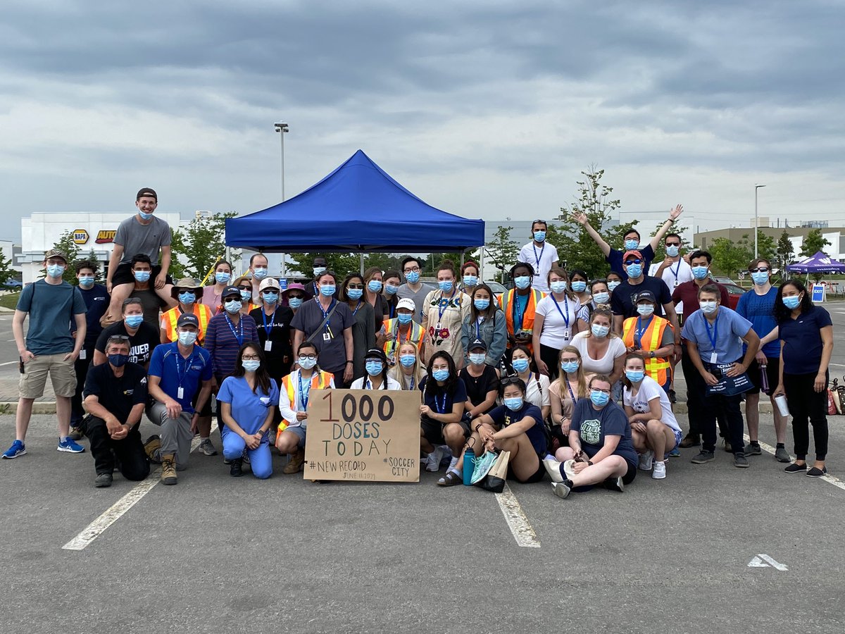 SMCdrPearl's tweet photo. I’m so grateful to work with such an amazing team!!  We reached our goal of administering 1000 doses in one day at SoccerCity thanks to these hardworking and skilled folks. Thank you to everyone on this dream team!! 🙌🏽🙌🏽👍🏼  Now, on to our next goal….. 😊#SoccerCity #NewRecord https://t.co/ax8ZDbel4F