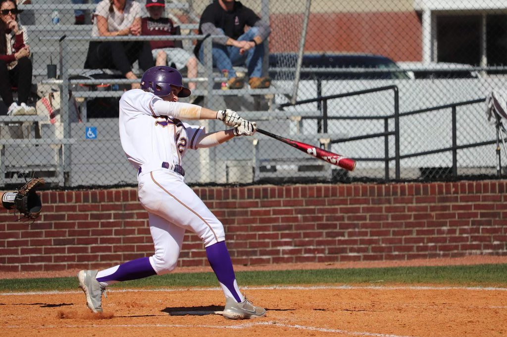 ‘Backs off the board!

Congratulations to Garrison Goins on his commitment to Austin Peay State University!

<a href="/garrison_goins/">Garrison Goins</a> @AustinPeayBSB