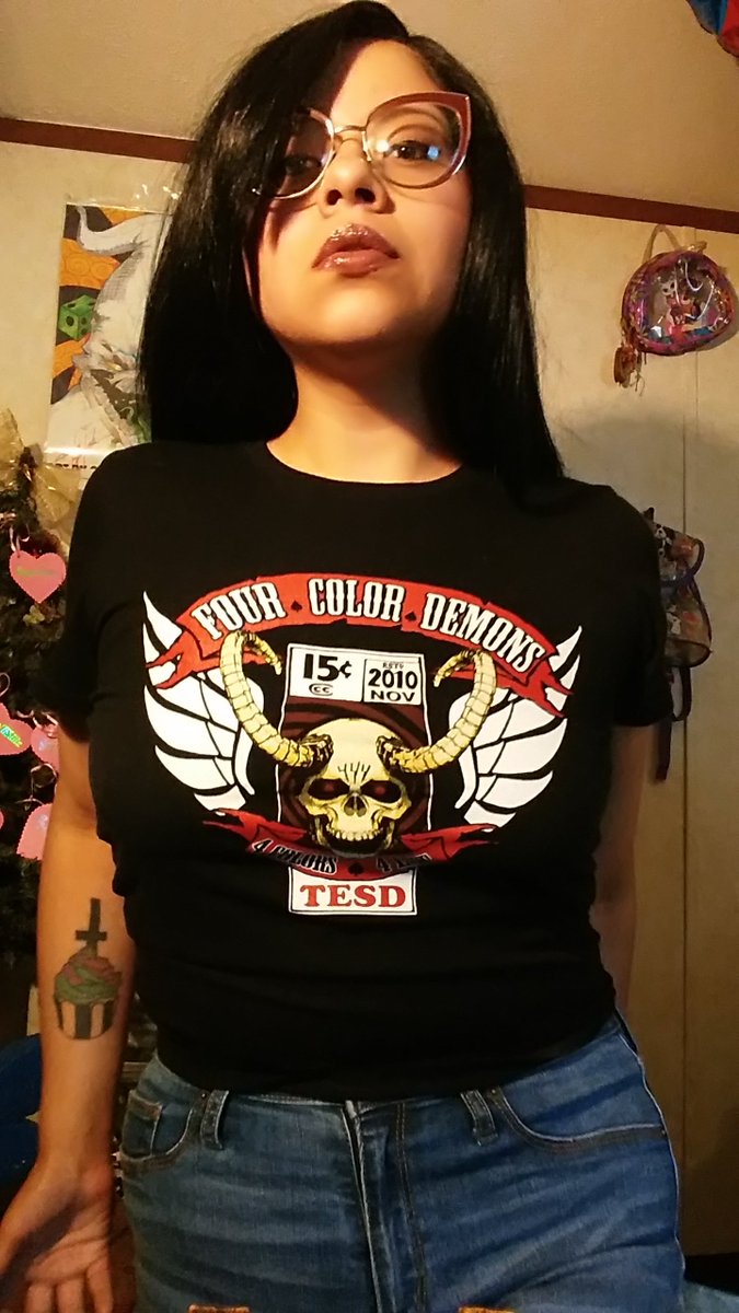 LuzLenoir's tweet photo. Happy #FourColorFriday 🍻
@FourColorDemons @BQQuinn @Rubsam_Horrmann @Tesdtown #ImpracticalDemon #TESD #TellEmSteveDave #Bqquinn https://t.co/Lo7J9EG9JA
