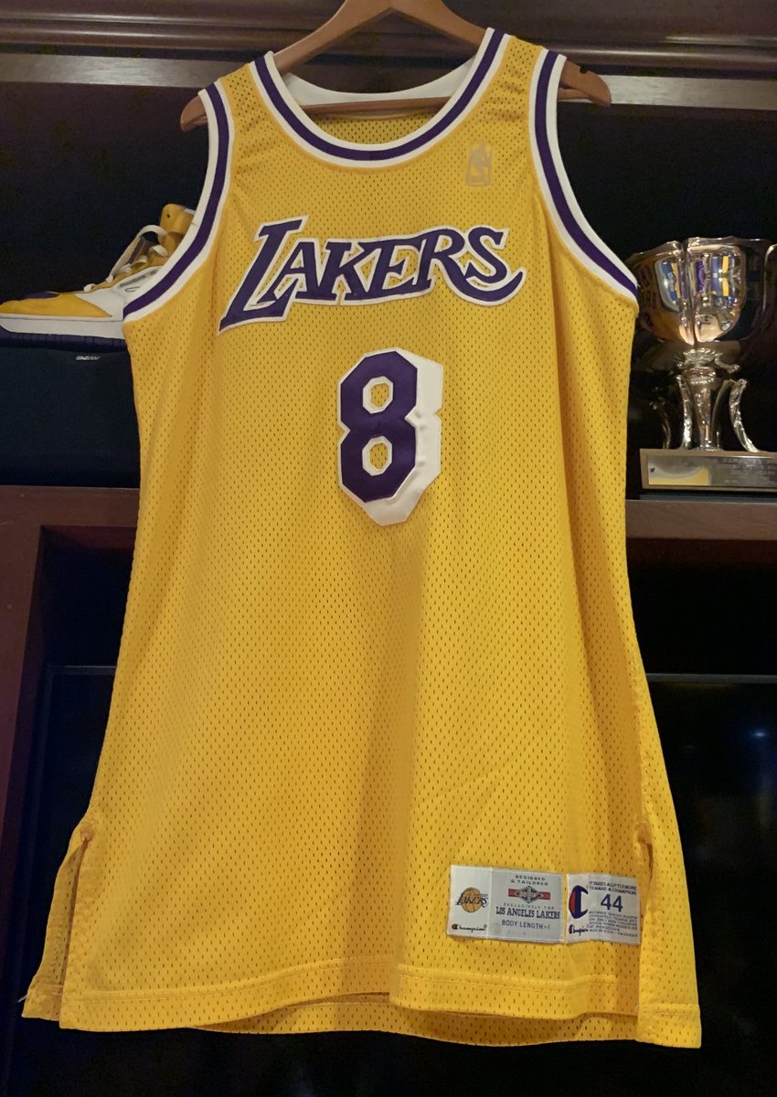 darrenrovell's tweet photo. Unreal Kobe game-used rookie jersey with a huge signature in David Kohler’s @LakersShrine.

Stamp on tag shows Kobe signed it on 3/8/97. It was his first signing. To get Kobe to sign on a jersey, it was $30.

Signature is authenticated by Beckett. https://t.co/NQp2Xdfhy2