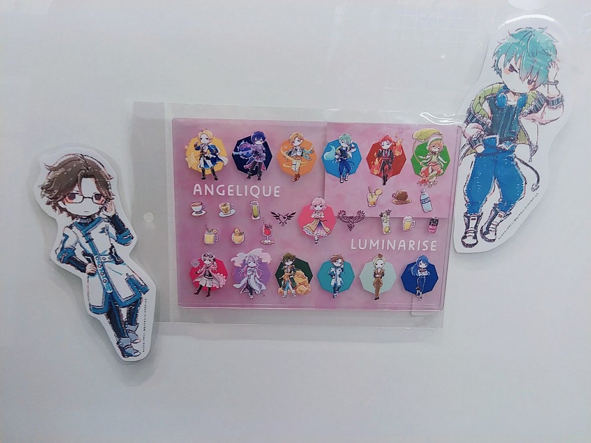 株式会社a3 イベント情報 Auf Twitter 商品紹介 アンジェリーク ルミナライズ 東京キャラクターストリート出張所 F階段下ワゴン キャラクリアケースのご紹介です グラフアートになったキャラクター達の かわいらしいデザインです チケットやポストカード 株式会社a3 イベント情報 Auf Twitter 商品紹介 アンジェリーク ルミナライズ 東京キャラクターストリート出張所 F階段下ワゴン キャラクリアケースのご紹介です グラフアートになったキャラクター達の かわいらしいデザインです チケットやポストカード