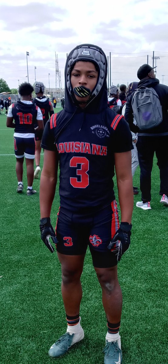 KeithenMonette's tweet photo. @Coach_DMACK @LATechFBREC @LATechFB Go to texas for what! I hot a dawg right here in Lafayette! Cameron Monette 2024 RB Acadiana High School. Younger brother of 2019 Offensive player of the year Dillan Monette! I took Dillan to LTech on my dime and no offer. If you want a dawg. Come get him. https://t.co/DzOTMemYDD