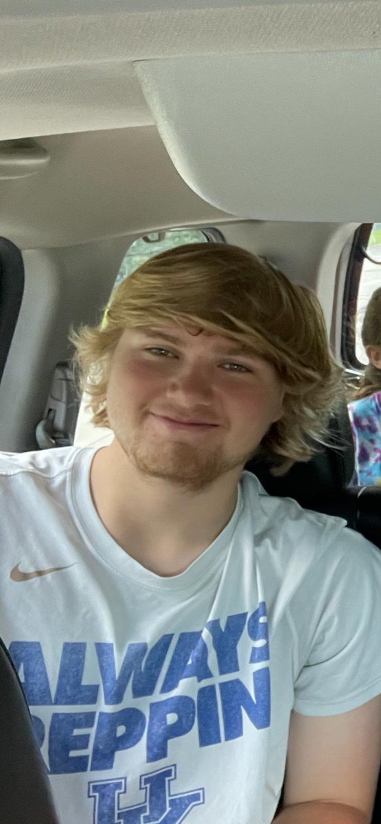 baseball_flying's tweet photo. Next we have➡️#35 Branson Frazier
HS: Bourbon County
Grad Year: 2024
Positions: 1st, 3rd, P
Fav Food: Mac &amp; Cheese🧀
Career Interest: Physical Therapist 
Coach Ray states "high character, strong, athletic and has all tools to play at the next level" https://t.co/d2PqReZNSP