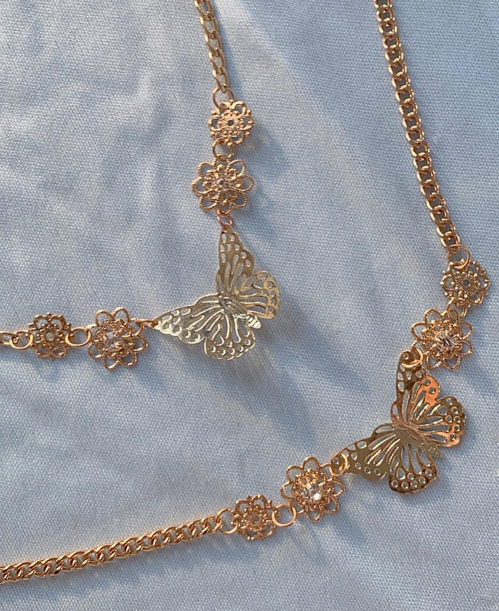 cmoorebootay's tweet image. It’s been almost 3 months since I started making + selling jewelry and I’m so happy w/ my progress 🥺🤍 IG : c.three.jewelry