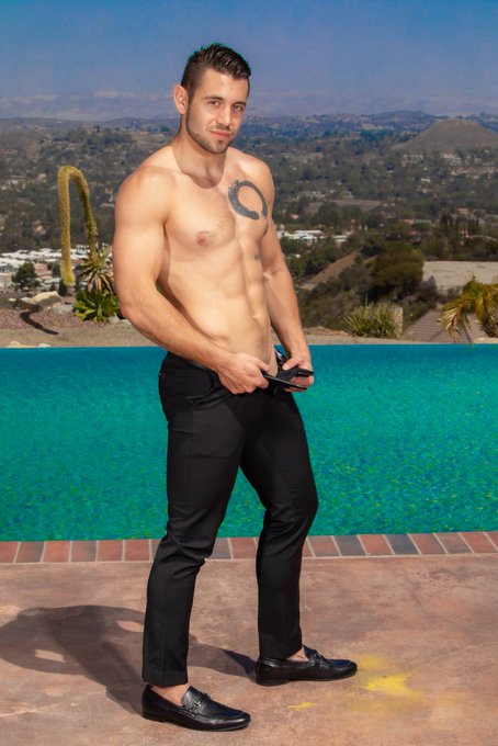 I think it&rsquo;s time to take a dip 😏 But I may need help getting out of these first 😅 https://t.co/1GVNb7iybo<a href="/tag/mvsales"class="tags"><span>#mvsales</span></a><a href="/tag/mvgayboys"class="tags"><span>#mvgayboys</span></a>