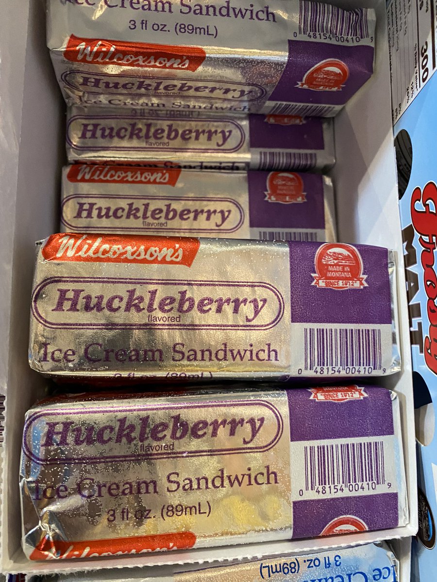 WiAdImages's tweet image. Damn these things. So, so, so good. I may have eaten 2 as my lunch yesterday. Glad I didn’t have a good way to transport a box home. 😂