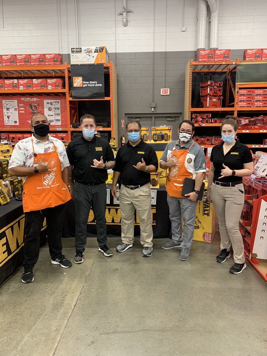 Great event held by our DEWALT team at 1702.  Appreciate the support and sales culture you help to promote in our aisles.  🤙🏽🤙🏽🤙🏽 <a href="/Joanou_Robert/">Robert Joanou</a> <a href="/buck_griffiths/">Buck Griffiths</a> <a href="/KimoMoore/">Kimo Moore 1706 SASM🤙🏼</a> <a href="/juliekea/">Marie White</a> <a href="/abutsko/">AJ Butsko</a> <a href="/laurie_maele/">Laurie A Maele HD 1702</a>