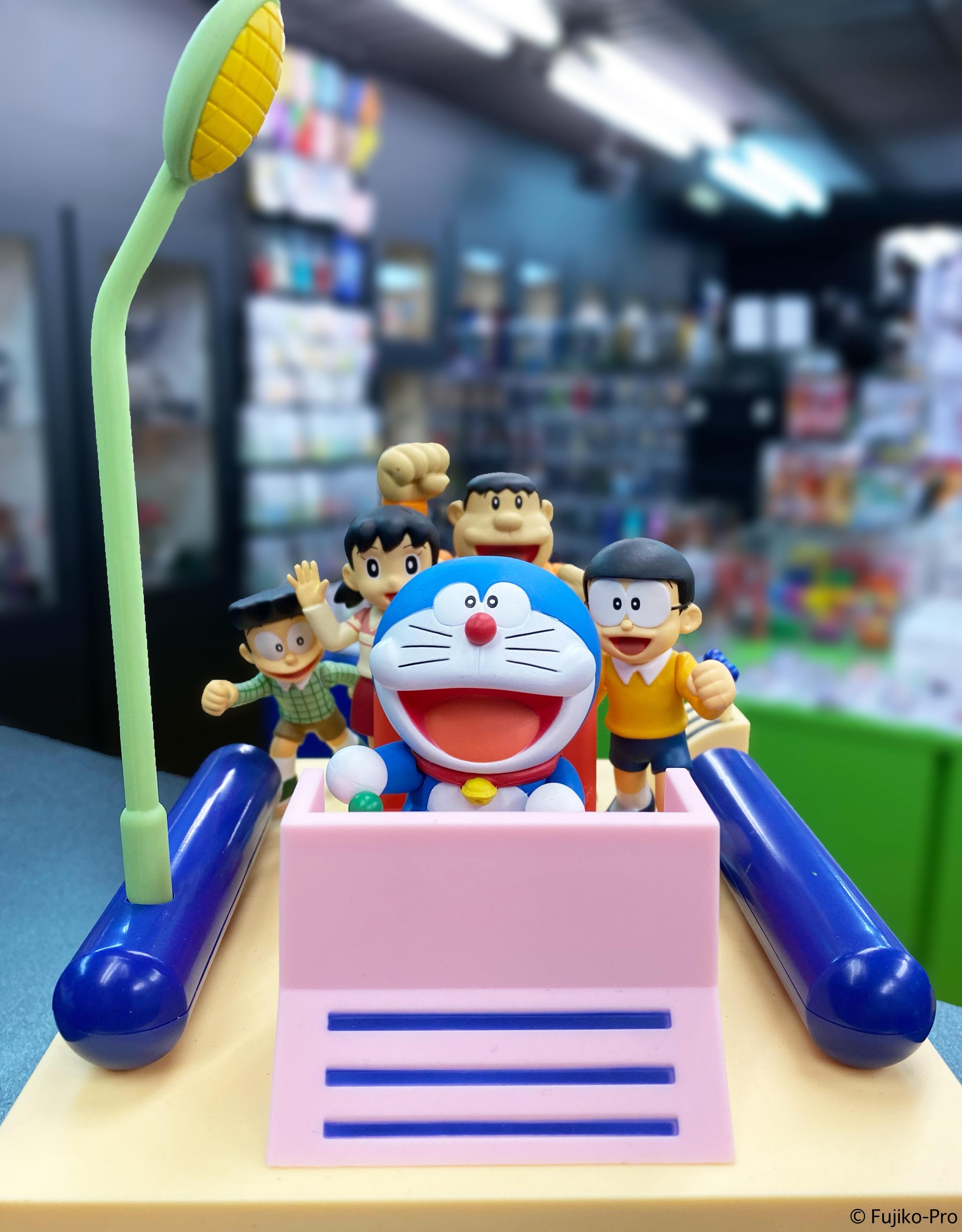 株式会社メディコム トイ Today S 1 6 Udf 藤子 F 不二雄作品 シリーズからドラえもん の仲間達が大集合 各アイテムに同梱されているボーナスパーツを集めるとタイムマシンが完成します みんな集めて仲良く時間の旅行へ Medicomtoy