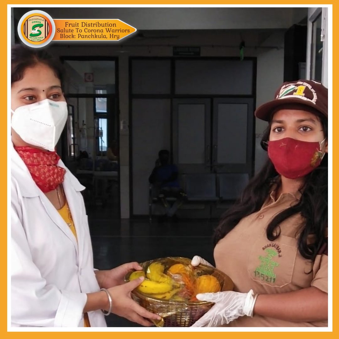 GreenSwelfares's tweet photo. SALUTE TO CORONA WARRIORS- DOCTORS, NURSES, POLICE, AMBULANCE DRIVERS, CLEANLINESS WORKERS | FRUITS DISTRIBUTION-DSS VOLUNTEERS, PANCHKULA, HARYANA
#SaluteToCoronaWarriors #Covid19IndiaHelp  #CoronavirusPandemic #Haryana #haryanafightscorona  #panchkula #Fruits #Salute https://t.co/eXVXFqkDZK