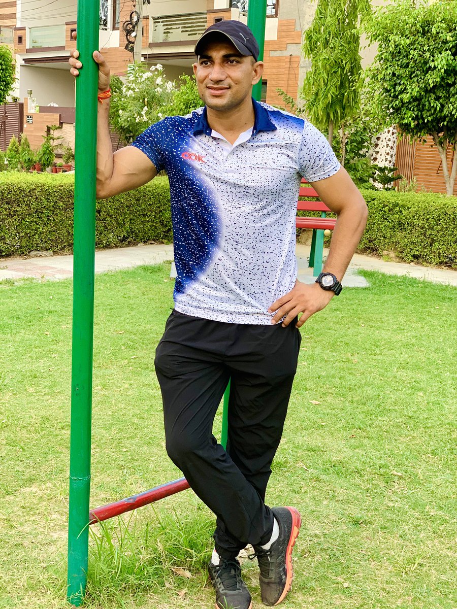 NITINKABADDI's tweet photo. A fit healty body is the best fashion statement.
.
.
.
#prokabaddi #puneripaltan #kabaddiadda #fitindia #india #stayhealthy #stayfit https://t.co/Z5BLwNDCvI