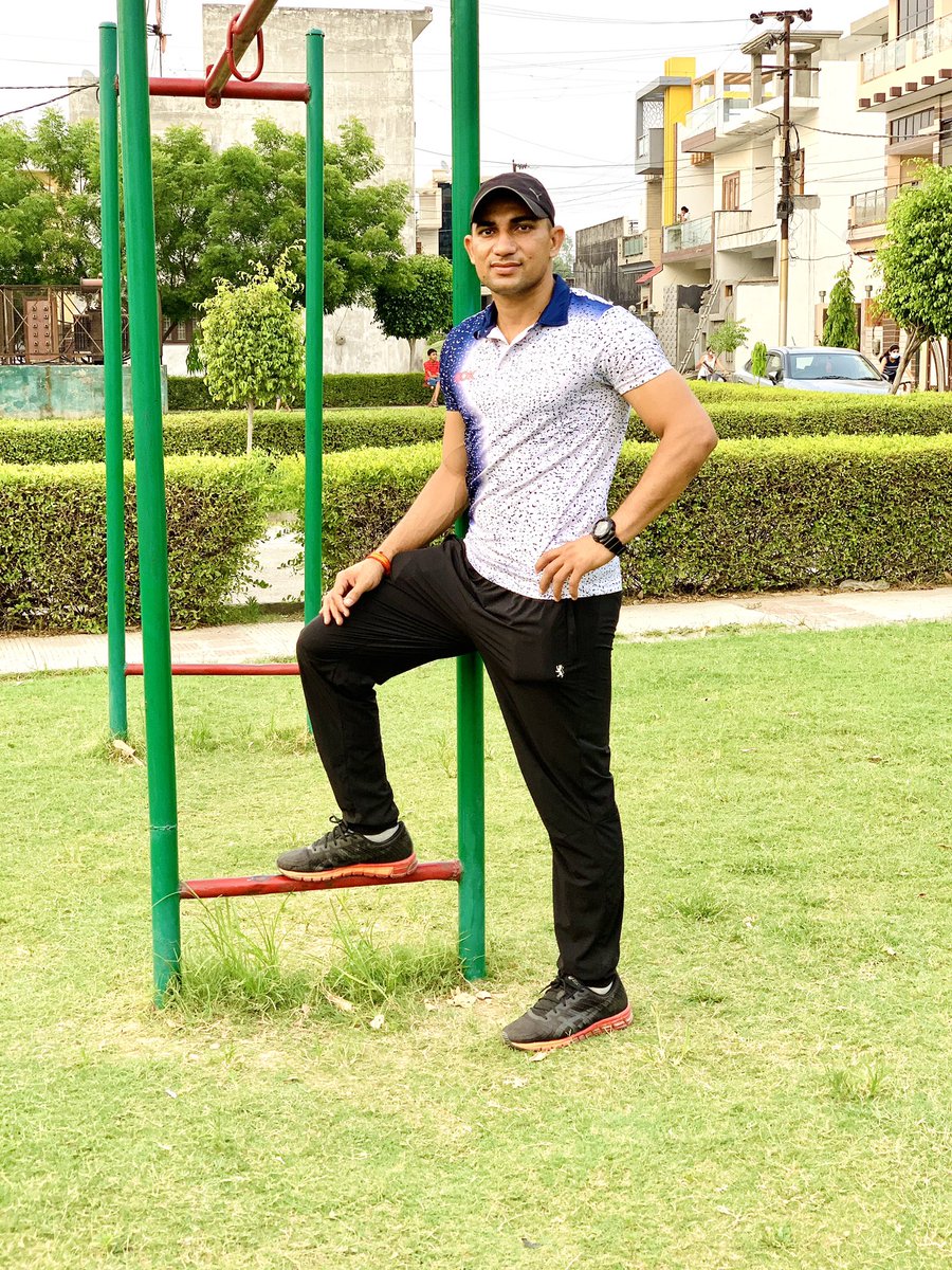 NITINKABADDI's tweet photo. A fit healty body is the best fashion statement.
.
.
.
#prokabaddi #puneripaltan #kabaddiadda #fitindia #india #stayhealthy #stayfit https://t.co/Z5BLwNDCvI