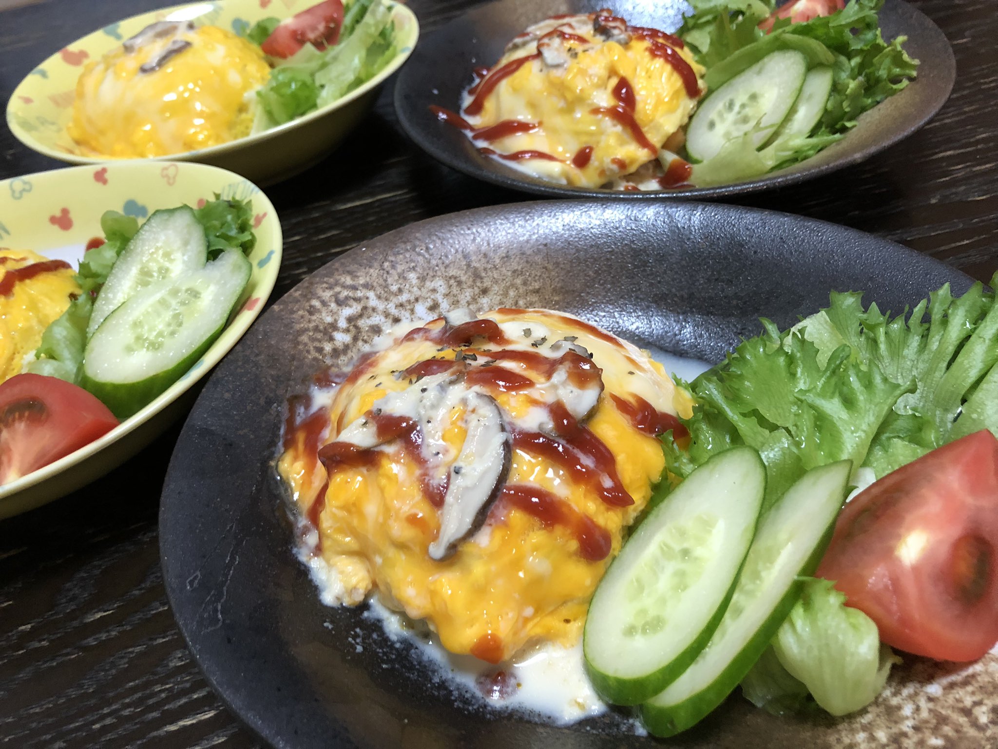 かちゃり 多肉植物 かちゃりのチャチャ飯 ホワイトソースオムライス 動画1万回所か短期間で 1 5万回超えました ๑ ๑ シュウ君スゴすぎる ๑ ๑ Youtubeさんからも何だかお褒めの言葉届きました Gt 人 Lt ありがとうございます か