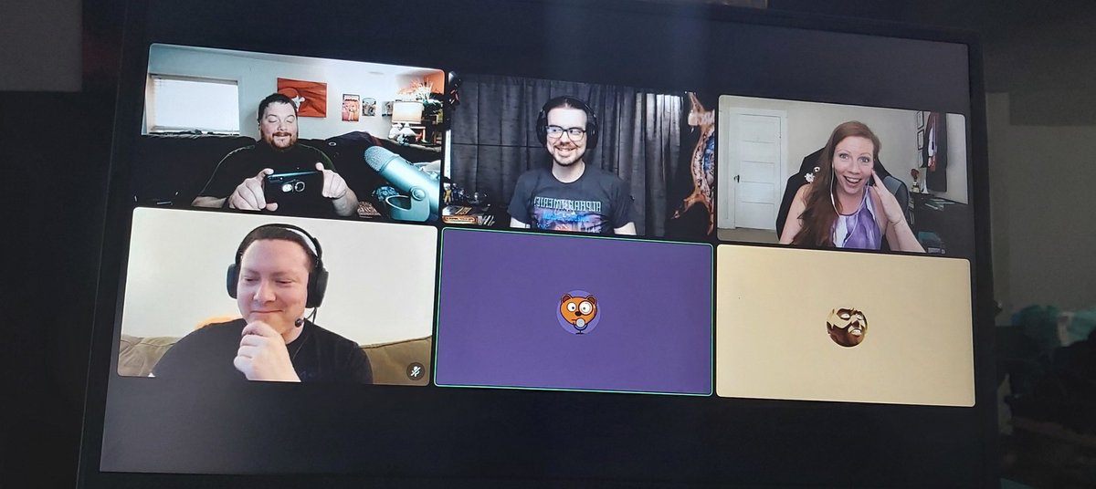 apsniddler's tweet image. Today was so much fun!! Thank you, @LadyGlitch619 for joining me, @Neo_Kal and @LazorComb on #Alphanumericpodcast!!