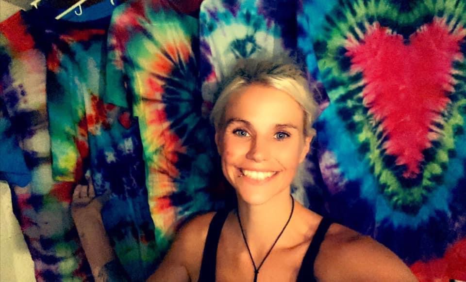 Stay_TunedMedia's tweet photo. Check out my fiancé on Instagram @thatflippinchick. All sorts of #Tiedyes all kinds of designs. Etsy shop coming soon! https://t.co/CGZSKRVATU