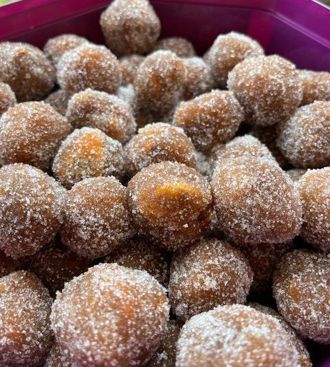 FactsBarbados's tweet photo. Tamarind Balls https://t.co/PTKiaeZiRe