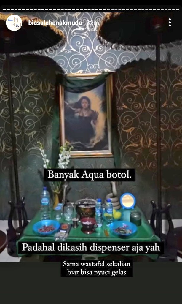 tehnit4's tweet photo. kemarinan nemu ig biasalahanakmuda. dia biasanya kalo weekend ngebahas youtubenya boy yang bahas rumah artis. bodor parah gue tiap baca ngakak banget. hari ini ngebahas rumah roy kiyoshi. https://t.co/oNhz28boYW