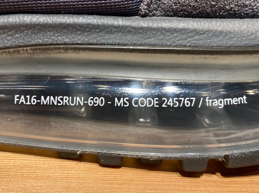 9h9h_nahanaha's tweet photo. 本日もオープン致しました☀️
NIKE AIR MAX LD-ZERO FRAGMENT "FRAGMENT DESIGN"
藤原ヒロシ氏が主宰を務める「フラグメントデザイン」のアイテム👟
こちらとともに今日も19時まで営業しております🙋🏻‍♂️
#nike #airmax #ldzero #fragment #fragmentdesign
#9h9h https://t.co/w54OQdUgAN