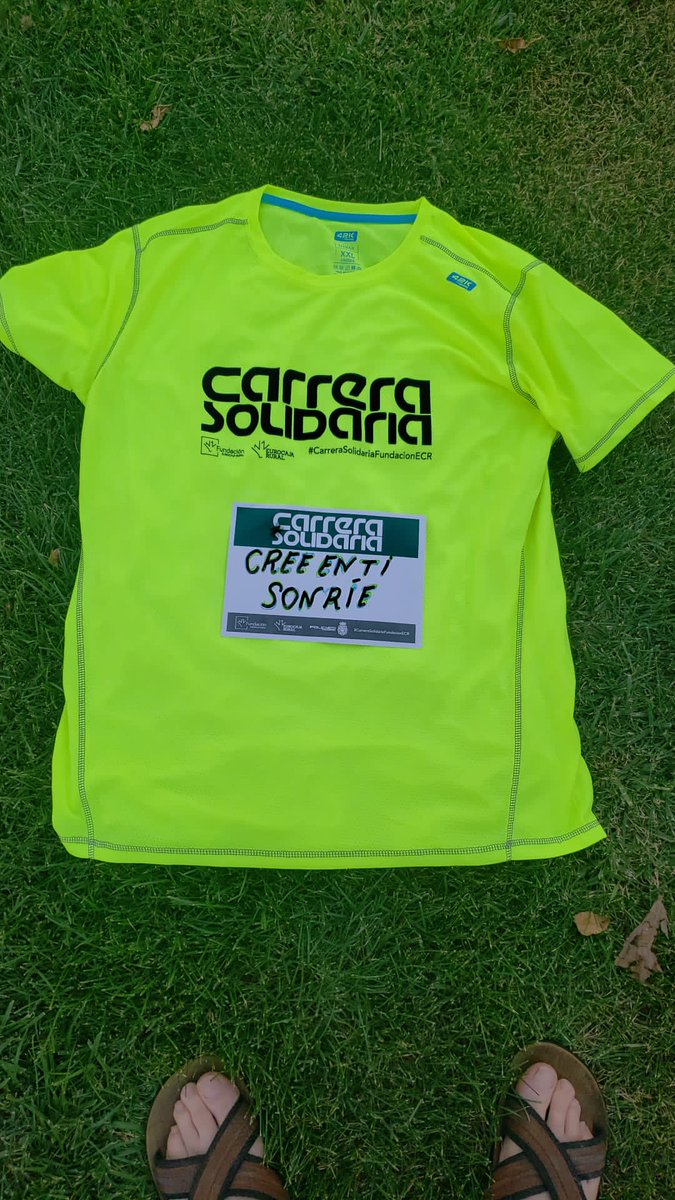 FEFCAMfarmacia's tweet photo. ¡Todo listo para mañana! FEFCAM participará en 
 la #carrerasolidariafundacionecr  🏃 de Ciudad Real para combatir la pobreza infantil con el lema "Cree en ti, sonríe" https://t.co/ZJJ12NkiMe https://t.co/zOoJ8k6OBD