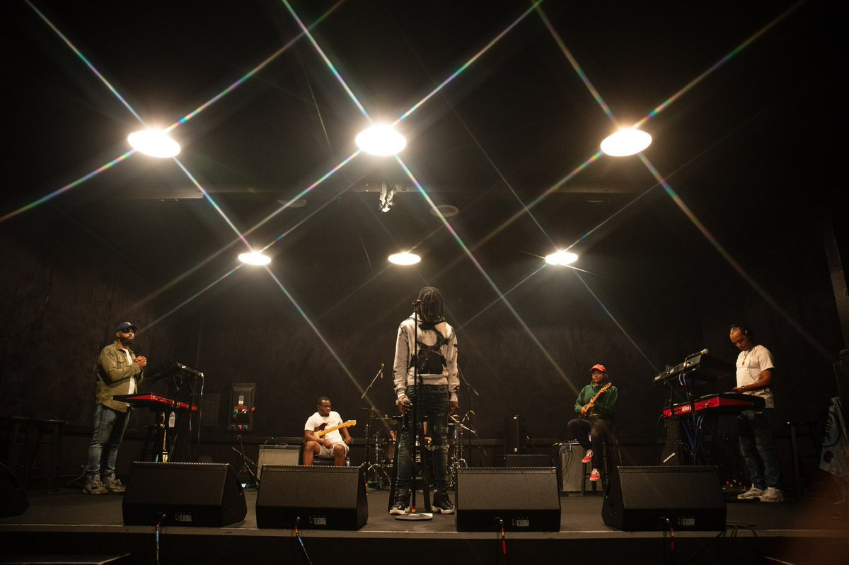 CoreyStampley's tweet image. @Polo_Capalot X @jimmyfallon  ##PoloG #LateNightTv #Jimmyfallonshow #Roland #RolandArtist