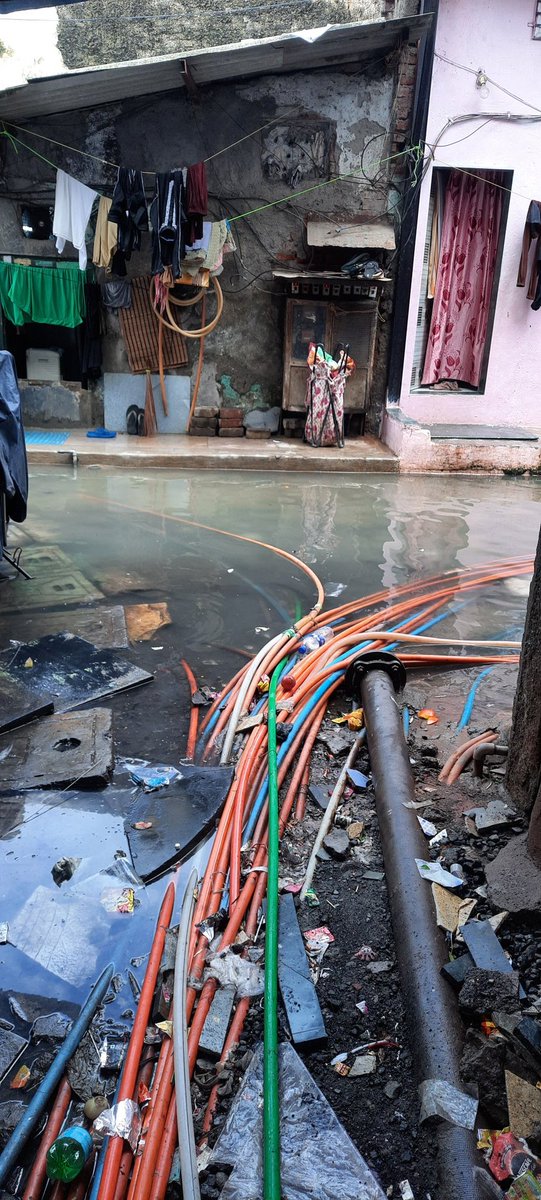 KhanSadik9's tweet photo. #PMOIndia
#cmomaharashtra
#BMC
#Hward
#brianmiranda https://t.co/9lAK69ZQPM