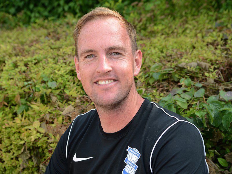 🗓 OUT Monday

🎧 Birmingham City Academy Manager - @MikeDodds01

🗣

🧭 His journey to Academy Manager
🤔What differentiated Jude Bellingham
🏴󠁧󠁢󠁥󠁮󠁧󠁿 How <a href="/BCFC/">Birmingham City FC</a> helped to maximise his potential

🔦 ‘Curious Coaches Club’ on <a href="/ApplePodcasts/">Apple Podcasts</a> or <a href="/Spotify/">Spotify</a>