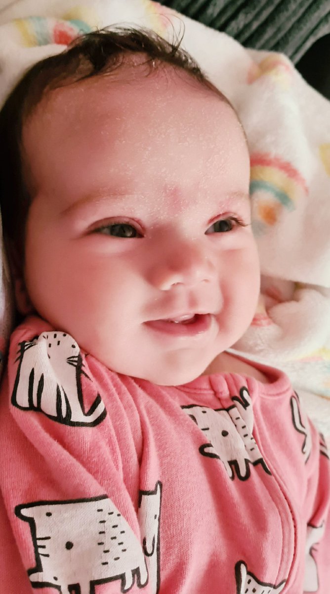 sam87lea's tweet photo. 10 weeks of loving you ❤ https://t.co/DVdO4DOtFo