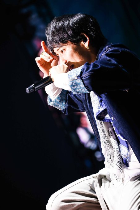 山田孝之 Uverworldの動画 映像 や歌の音声は 横浜アリーナライブ21 That S Log