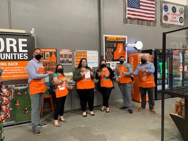 dmatsonHD's tweet image. Thank you @Haydnchilcott for the awesome visit yesterday! We were beyond excited and ready to show you what we’re doing to drive GET! Having fun with our customers is key! 🧡💥#OneFrontEnd #GET #Accuracyandfriendliness @jesse_moran10 @lupeadiaz @DannyCo54502215