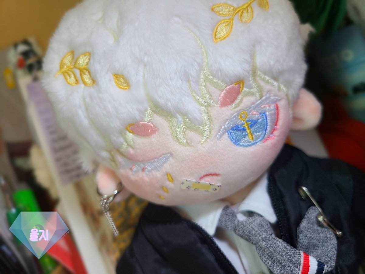 woolzi_pangin's tweet photo. 장난없네

👔:@Store_malang 
♱:@Levols_goods 🤦🙇‍♀️🤍🤍
#울지네아가들 https://t.co/Ni49KgJ8z6